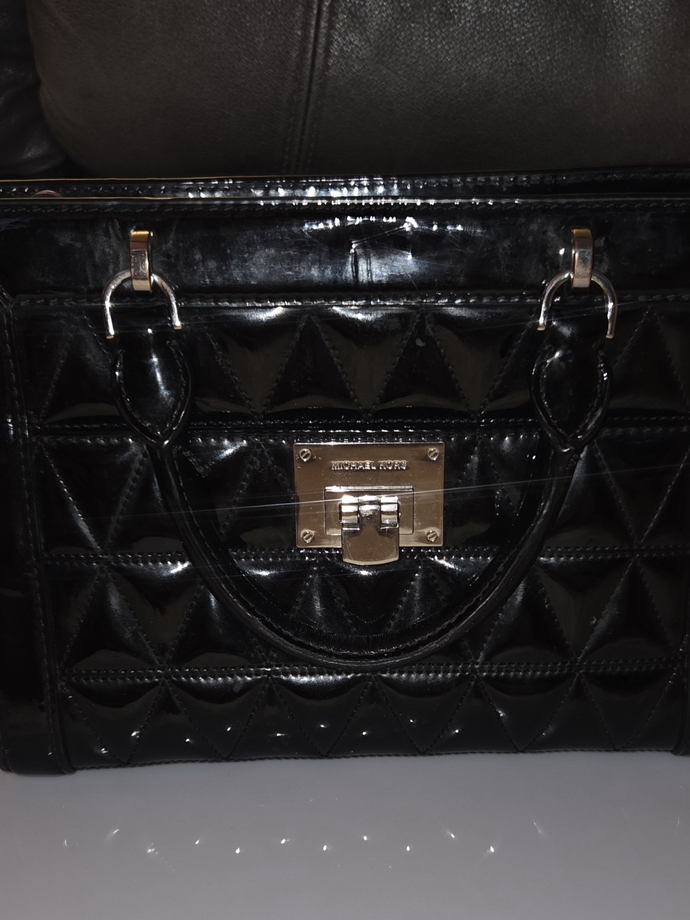 MICHAEL KORS VIVIANNE Black Quilted PATENT LEATHER SMALL SATCHEL MESSENGER BAG - Picture 5 of 9